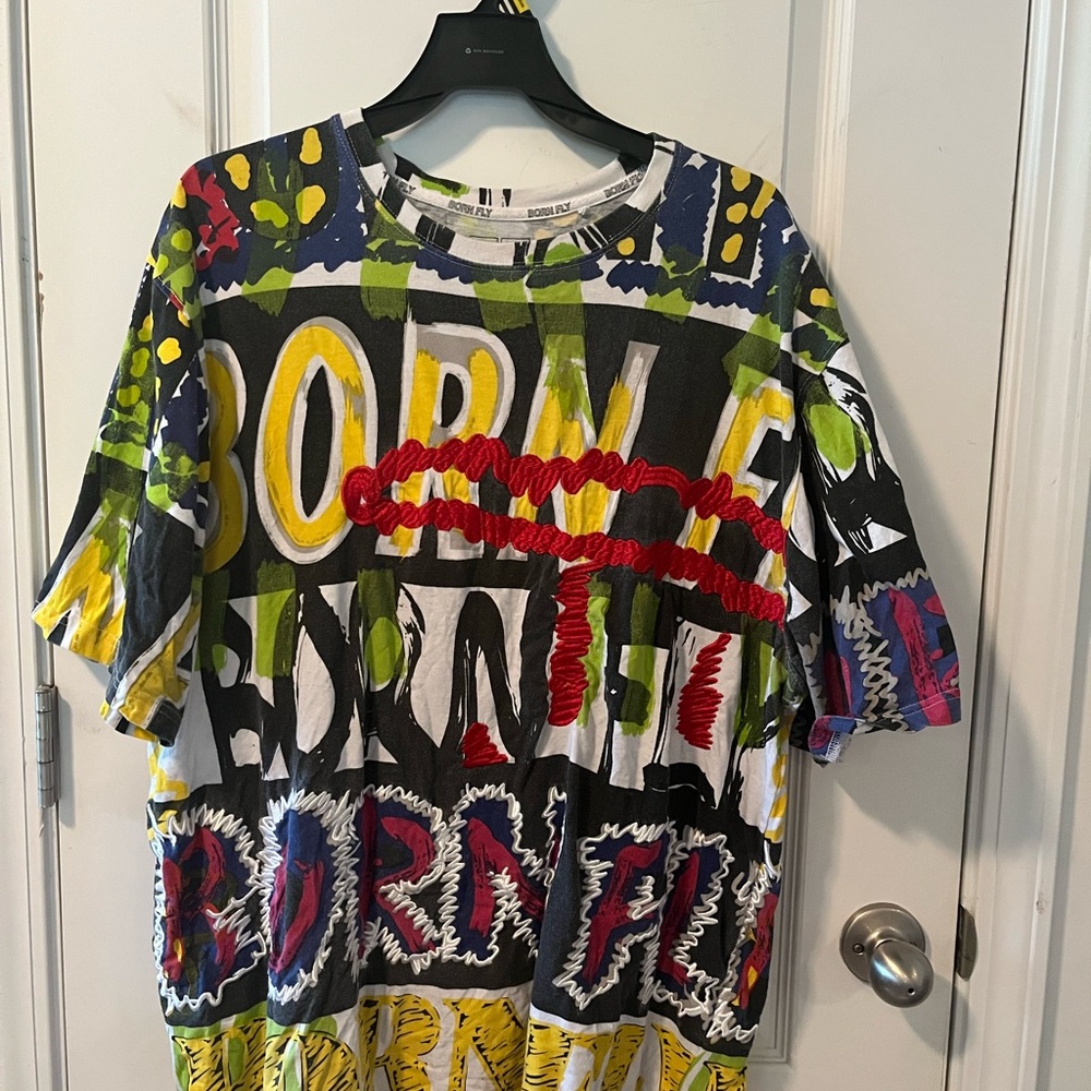 Born Fly Men’s XXL tee, w/ embroidery details, multi color